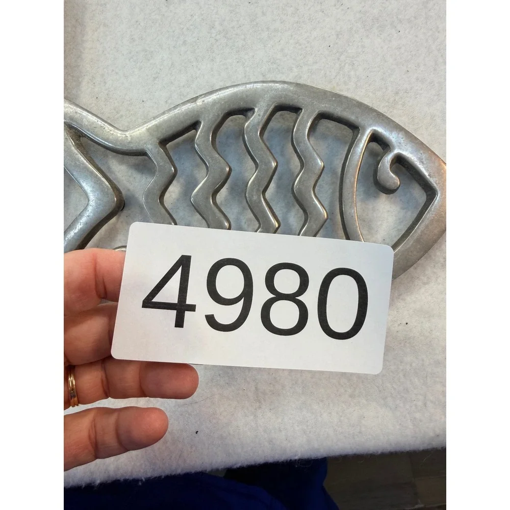 Silver Cast Metal Fish Trivet Nautical Coastal Kitchen Decor 8.5 Inch